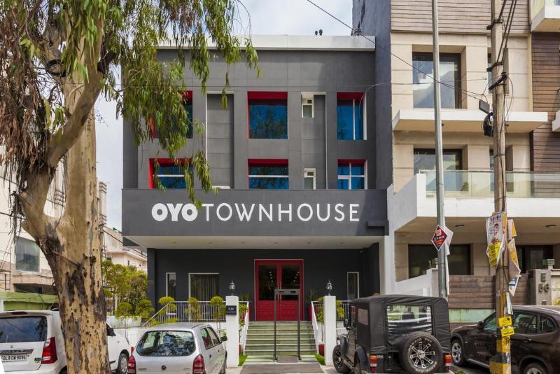 Oyo Townhouse 008 Greater Kailash Hotel Delhi  Buitenkant foto